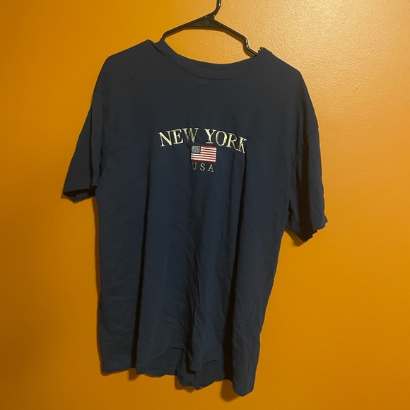 Vintage New York USA Embroidered Men's Short Sleeve Tee Blue - Picture 1 of 2
